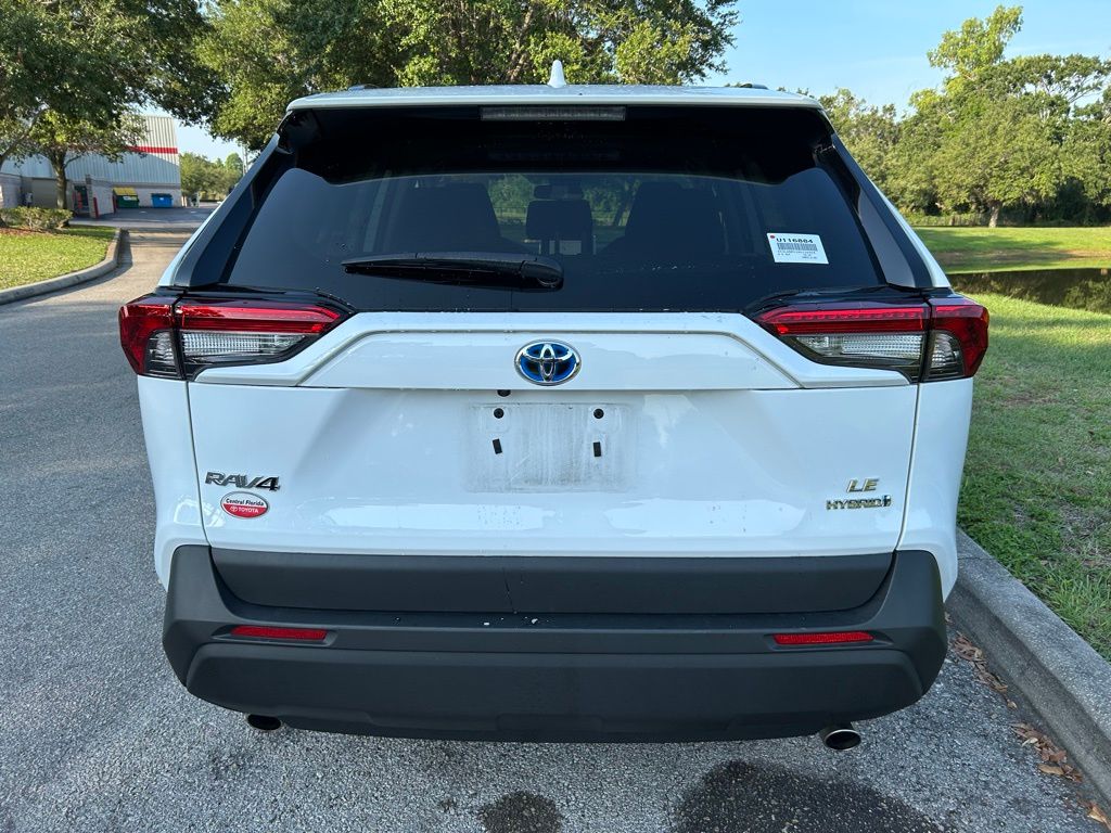 2024 Toyota RAV4 LE 4