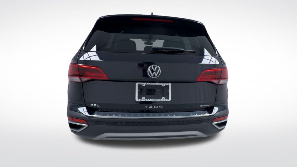 Used 2023 Volkswagen Taos SUV
