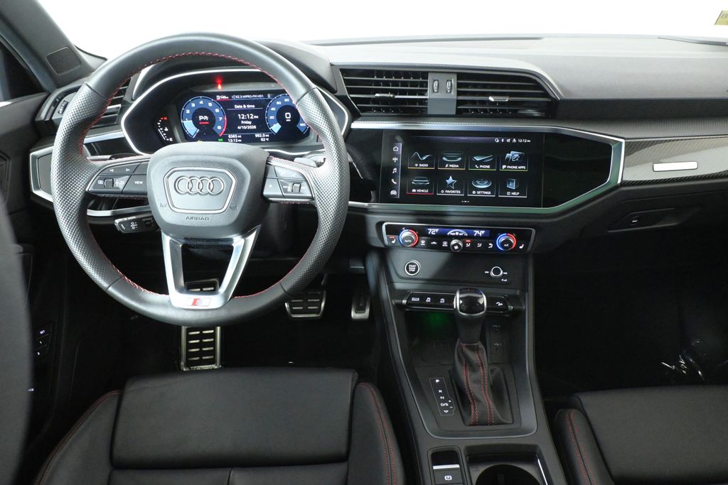 Thumbnail: 2025 Audi Q3 - 16