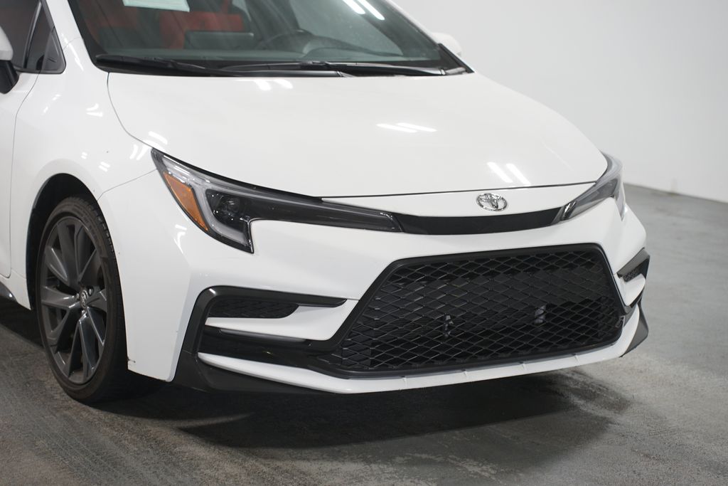 Thumbnail: 2023 Toyota Corolla - 4