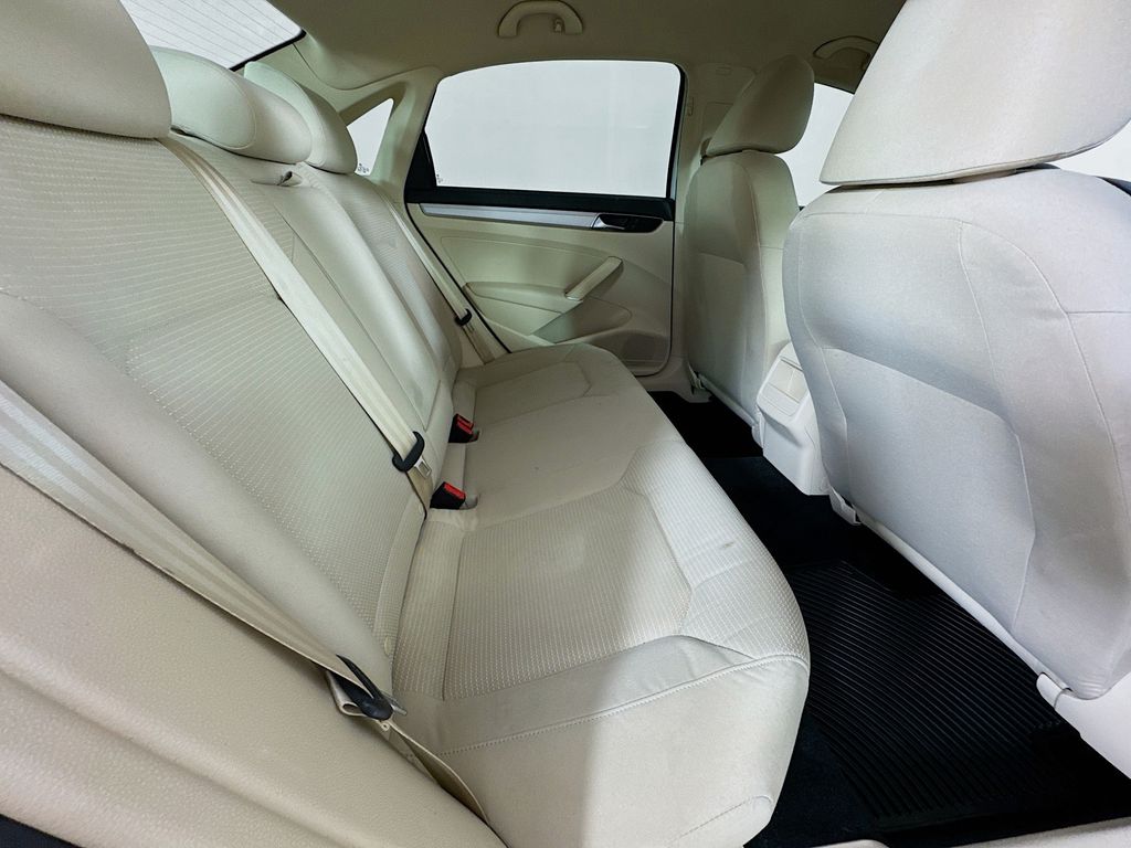 Used Car 2017 Volkswagen Passat  1.8t S For Sale Under $10,000 In Austin, Texas