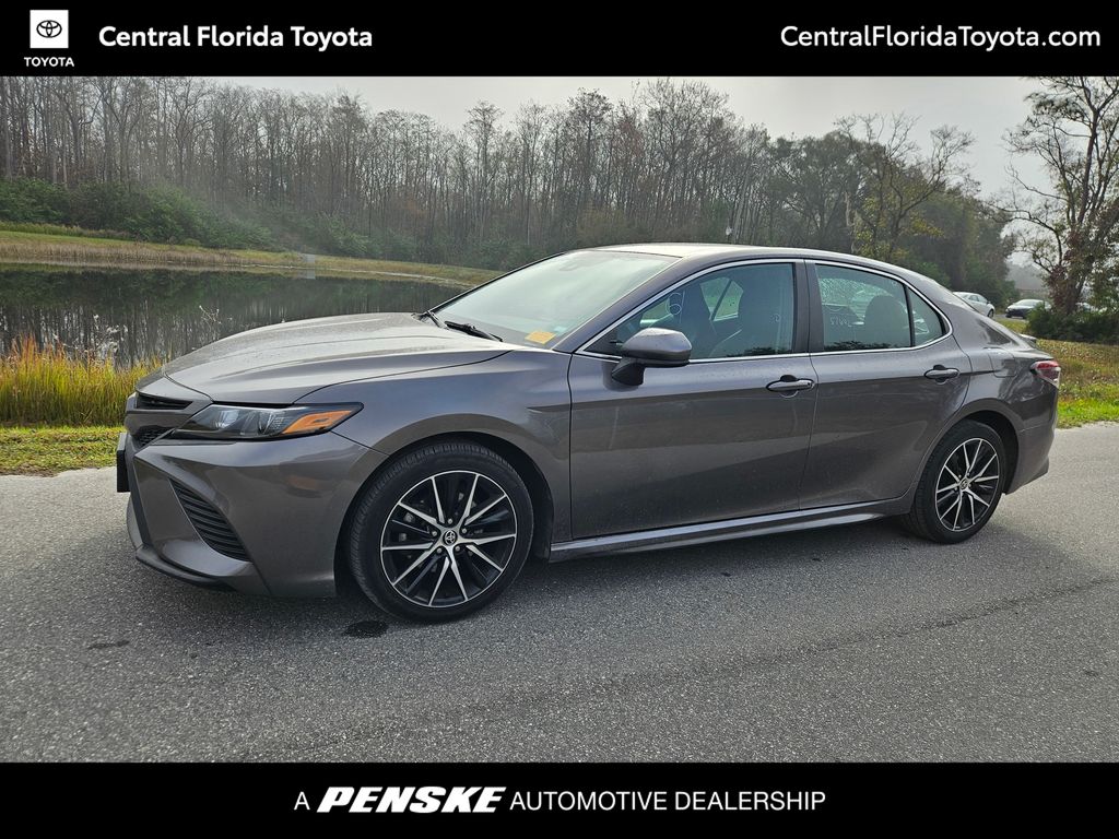 2021 Toyota Camry SE -
                Orlando, FL