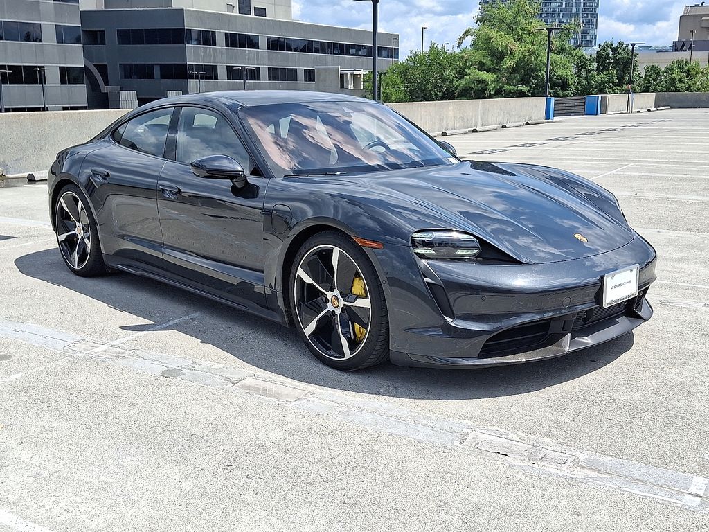 Thumbnail: 2022 Porsche Taycan - 7