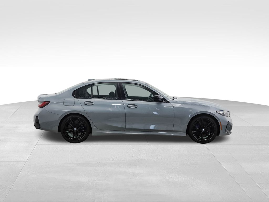 Thumbnail: 2024 BMW 3 Series - 6