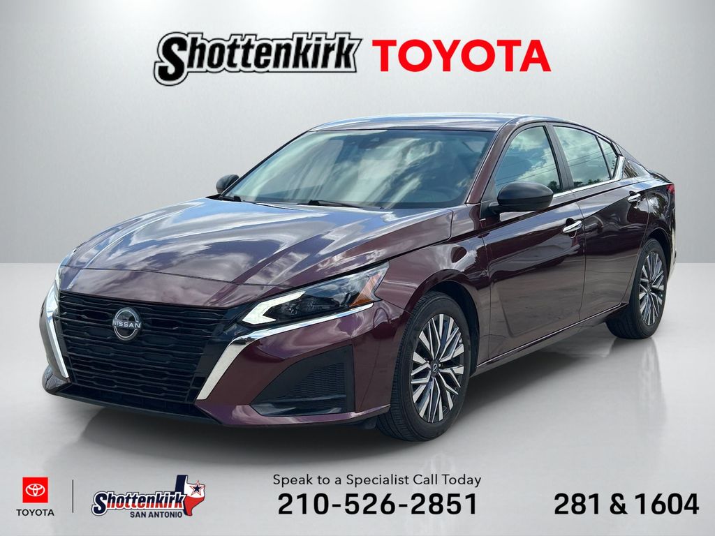 2025 Nissan Altima 2.5 SV's photo
