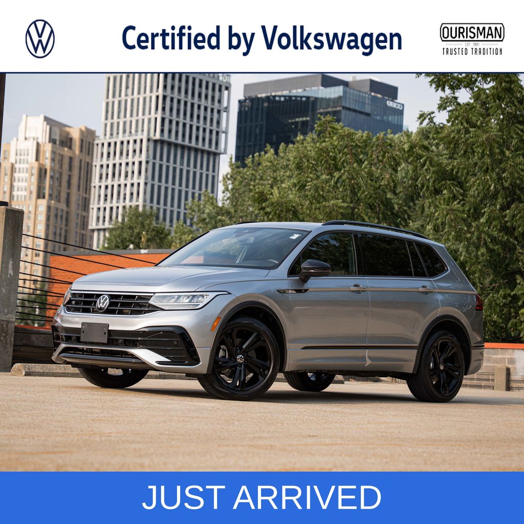 2023 Volkswagen Tiguan 2.0T SE R-Line Black