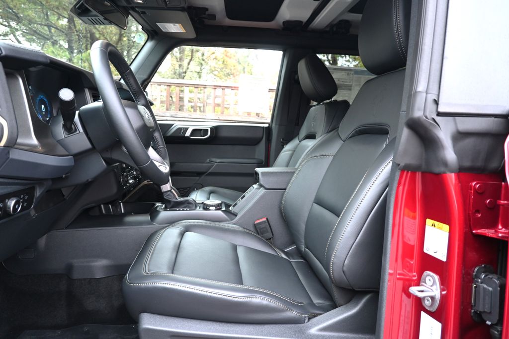 Thumbnail: 2025 Ford Bronco - 3