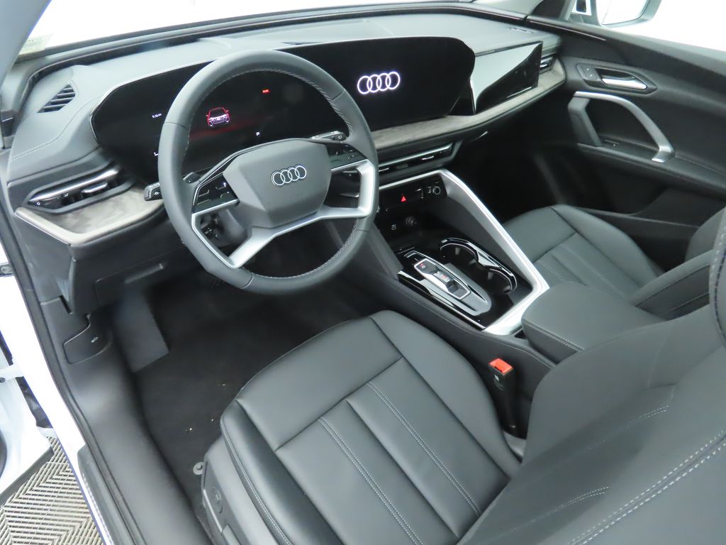 Thumbnail: 2025 Audi Q5 - 10