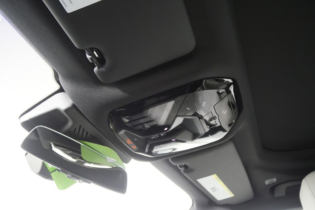 Thumbnail: 2026 BMW 5 Series - 22