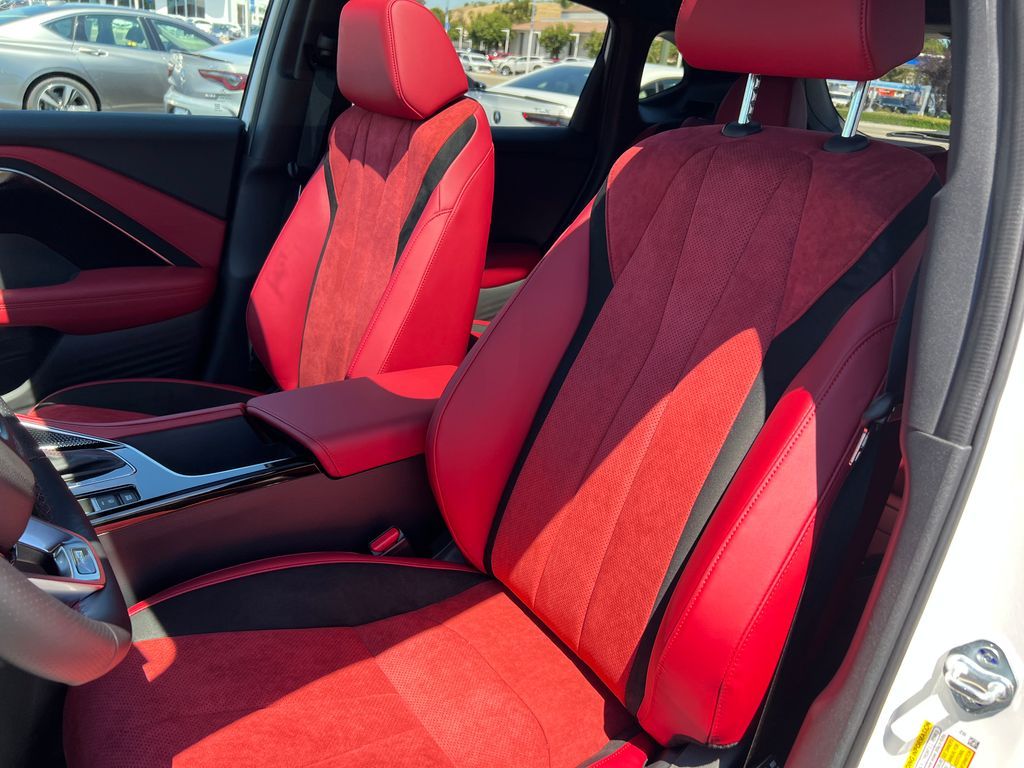 Thumbnail: 2025 Acura ADX - 15