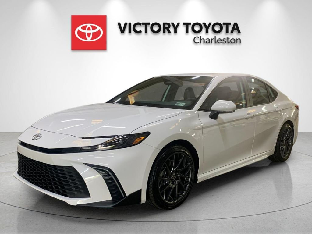 Ice 2026 Toyota Camry SE FWD Sedan Front-Wheel Drive Continuously Variable Transmission