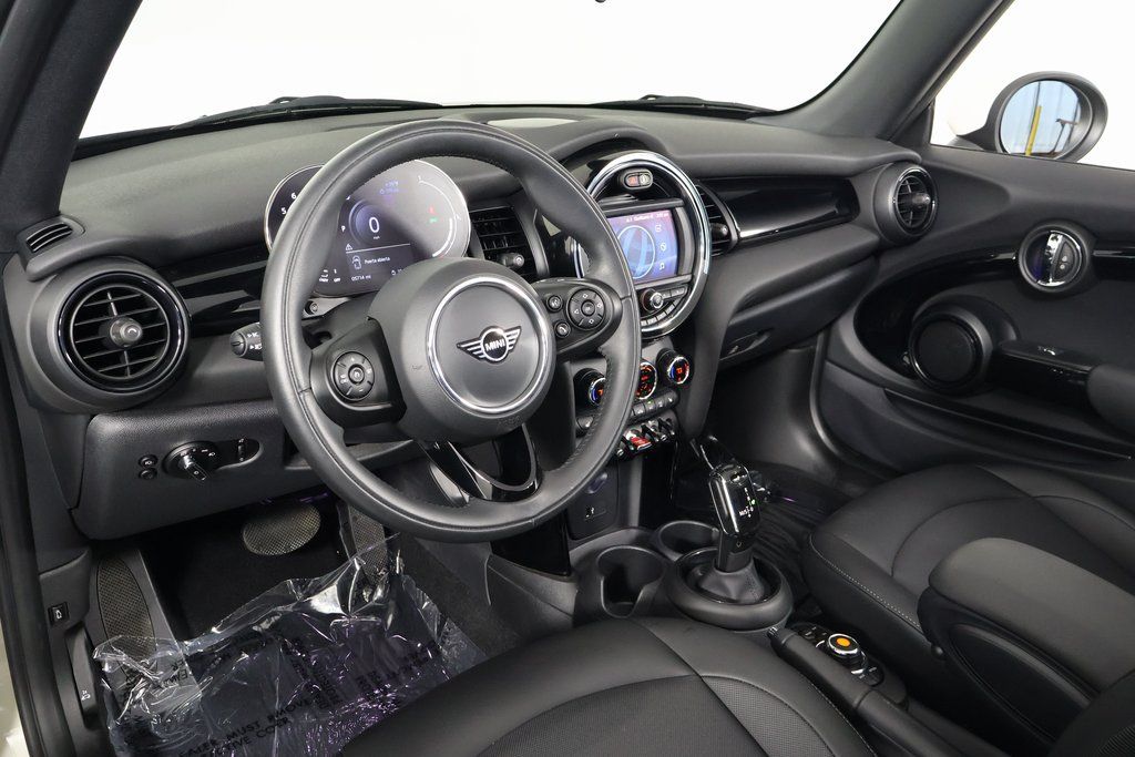 Thumbnail: 2021 MINI Cooper - 8