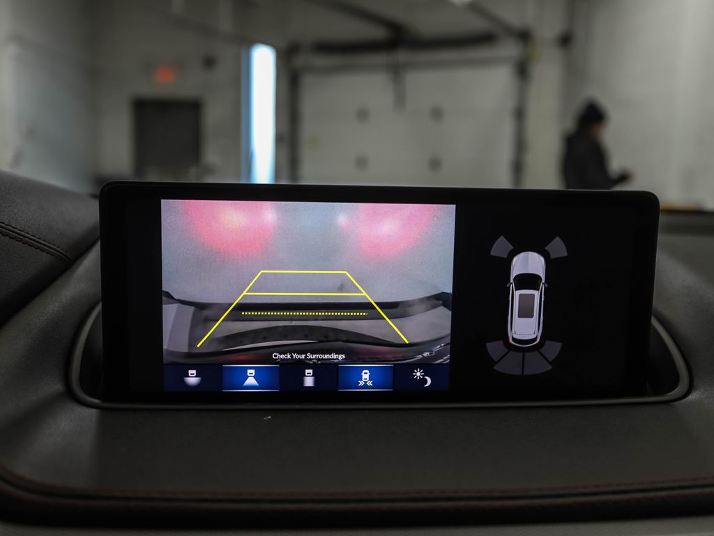 Thumbnail: 2023 Acura MDX - 18