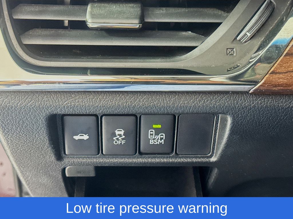 Used Car 2015 Toyota Avalon  Xle Touring For Sale Under $12,000 In Austin, Texas