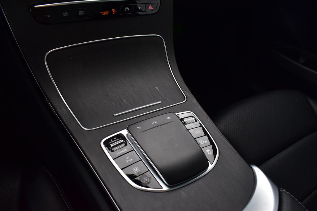 2022 Mercedes-Benz GLC 300 21