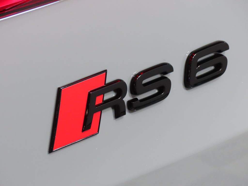 2024 Audi RS 6 4.2 9