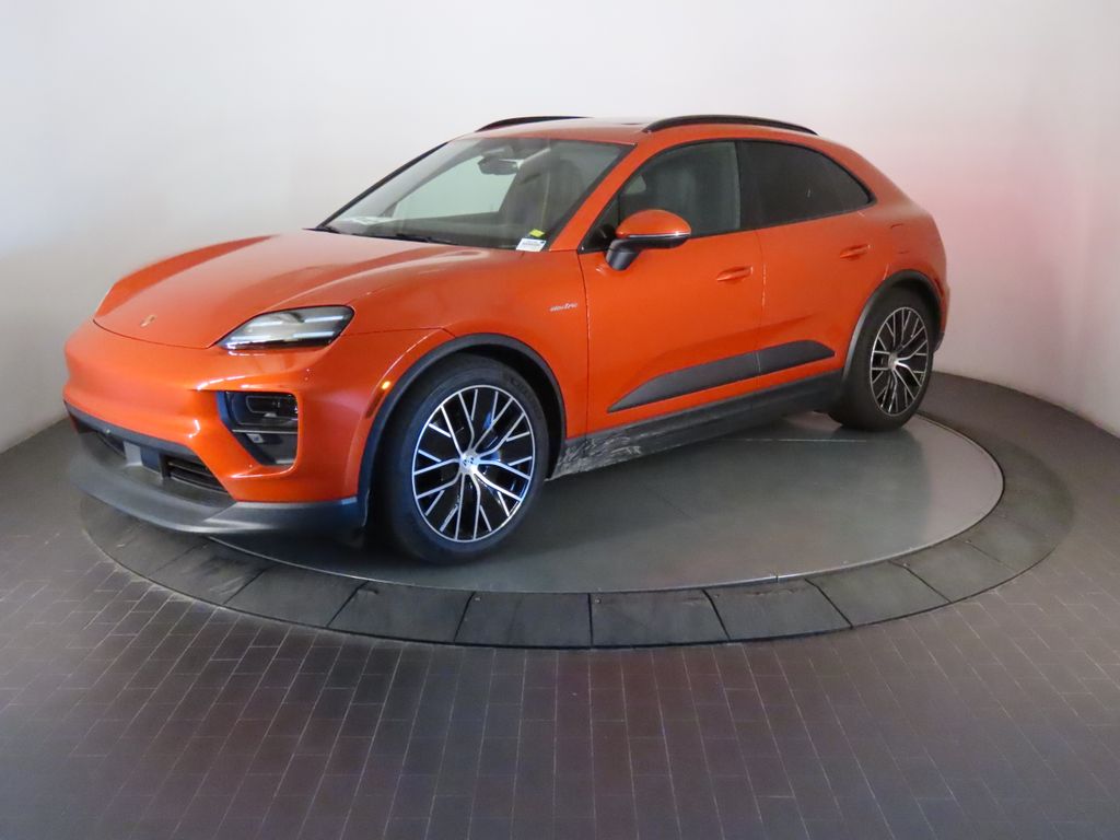 Thumbnail: 2025 Porsche Macan - 1