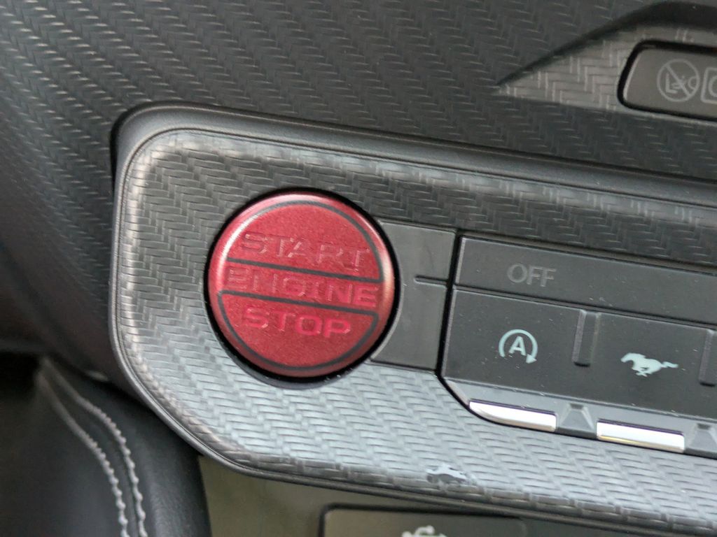 2025 Ford Mustang GT Premium Fastback