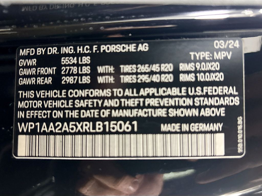 2024 Porsche Macan T