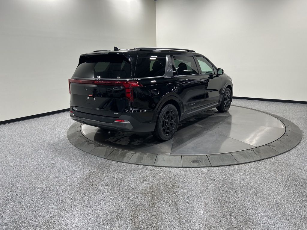 new 2026 Kia Carnival Hybrid car, priced at $1,164,713