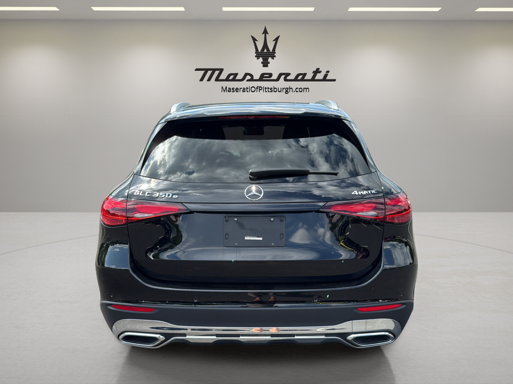 2025 Mercedes-Benz GLC