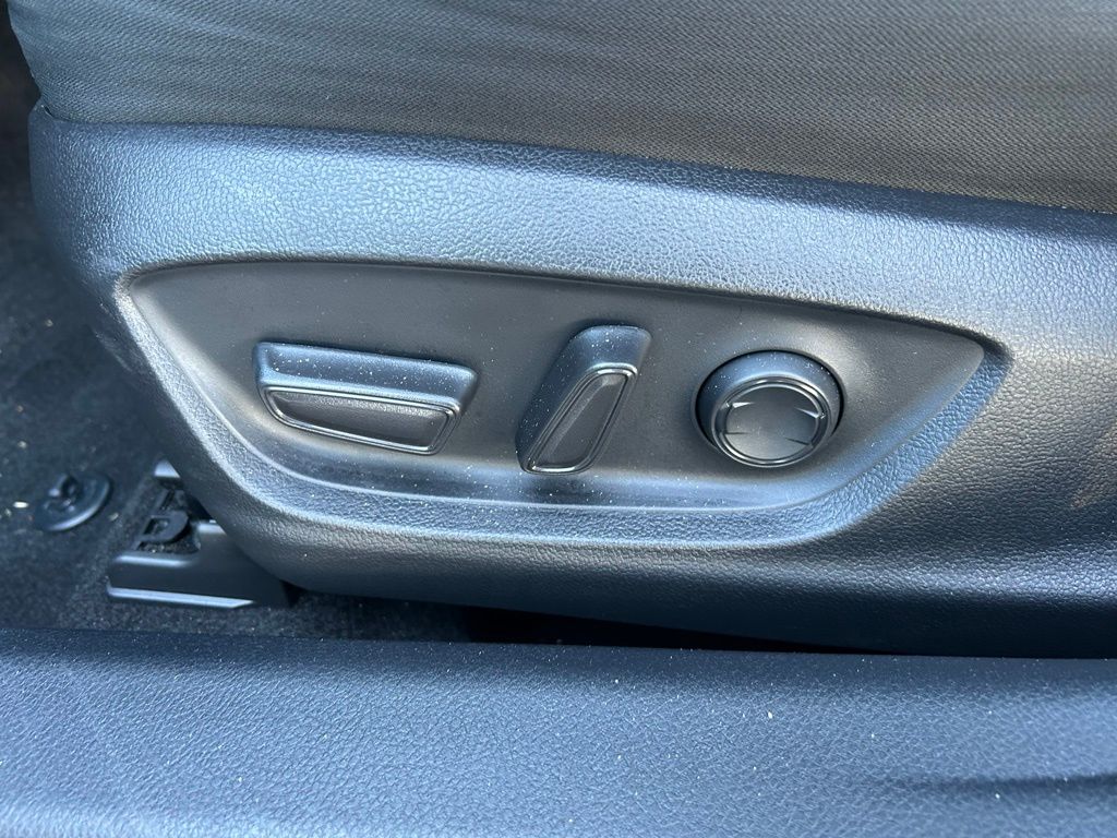 Thumbnail: 2024 Toyota Camry - 16