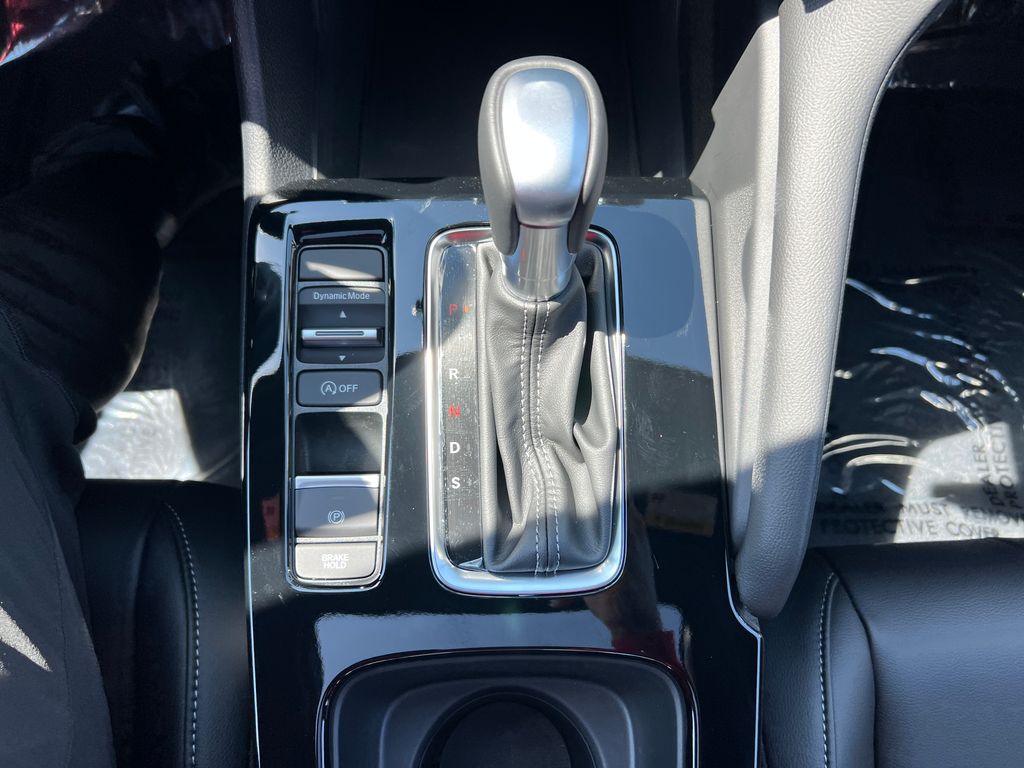 Thumbnail: 2025 Acura Integra - 19