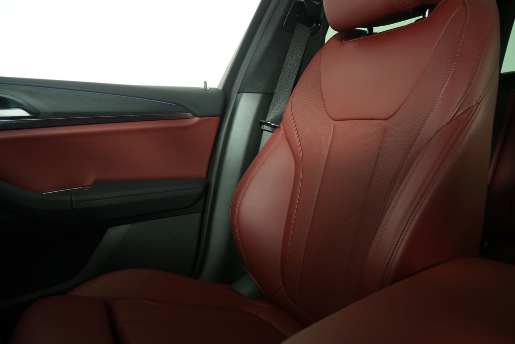 Thumbnail: 2022 BMW X3 - 24