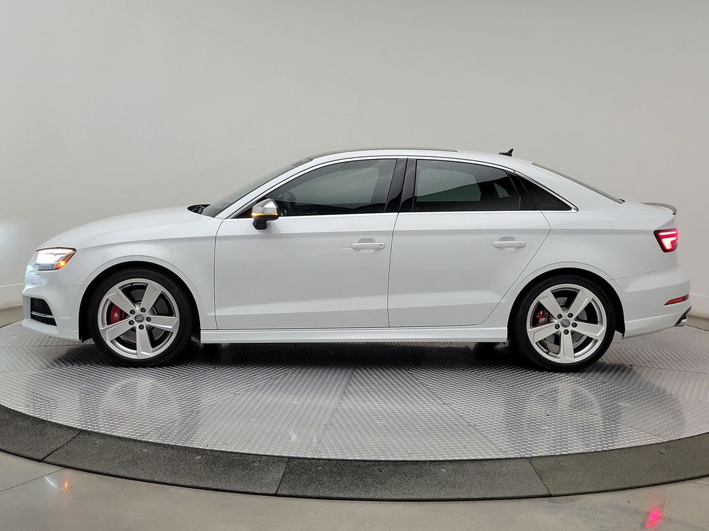Thumbnail: 2020 Audi S3 - 3