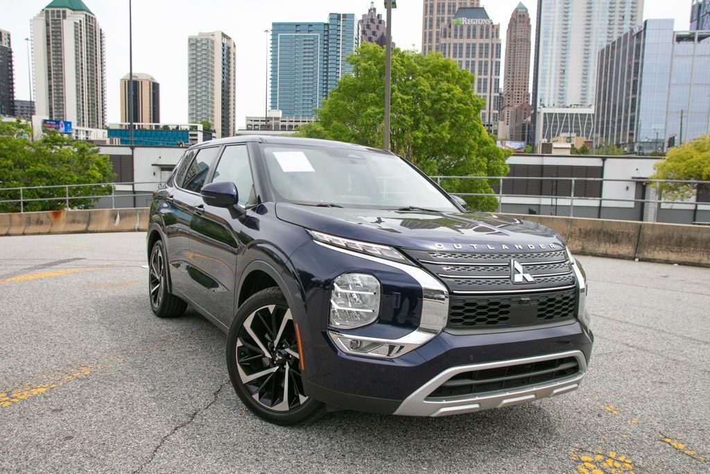 Blue 2022 Mitsubishi Outlander SE Launch Edition S-AWC SUV / Crossover All-Wheel Drive Continuously Variable Transmission