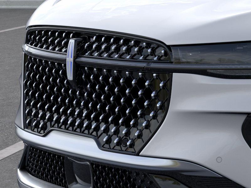 New 2026 Silver Lincoln Reserve image 17