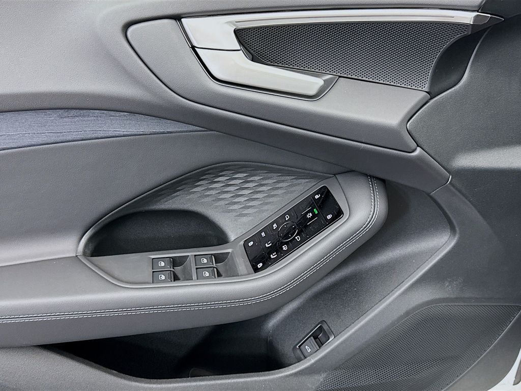 Thumbnail: 2025 Audi A5 - 23