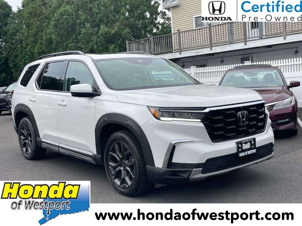 White 2023 Honda Pilot SUV / Crossover All-Wheel Drive Automatic
