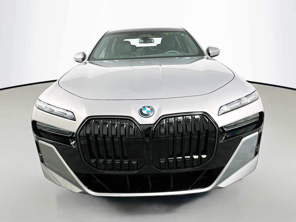 Thumbnail: 2026 BMW 7 Series - 2