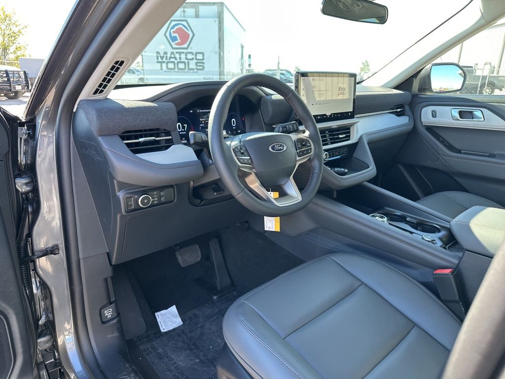 2026 Ford Explorer Active - 11