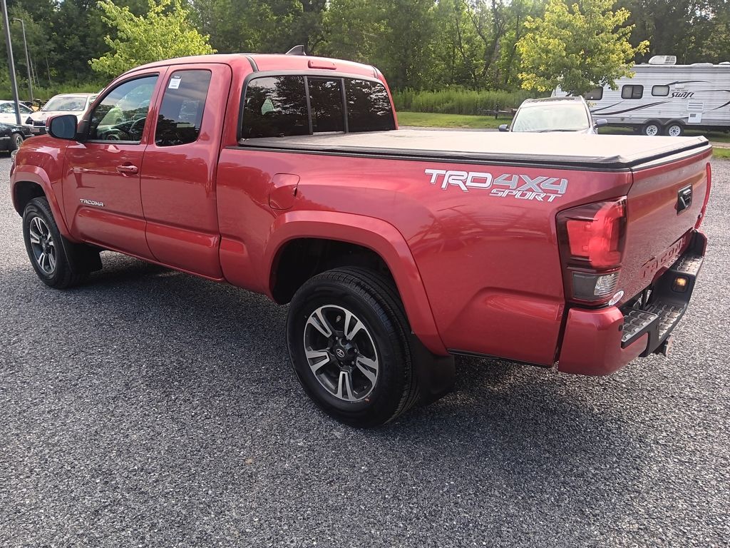 Used 2018 Toyota Tacoma Truck