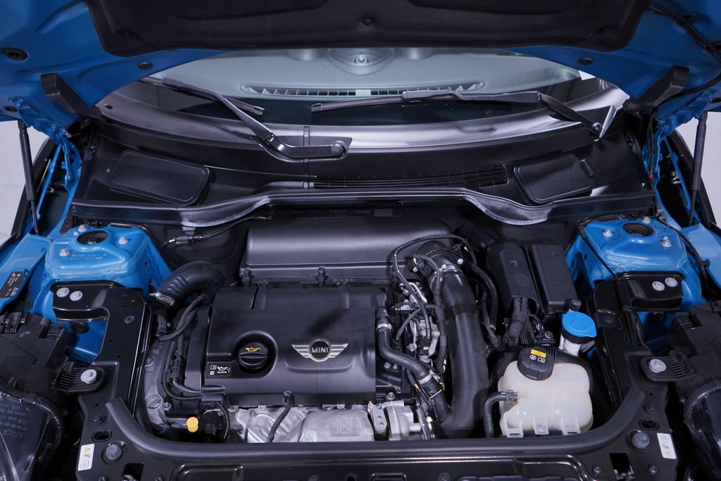 Thumbnail: 2016 MINI Cooper Countryman - 22