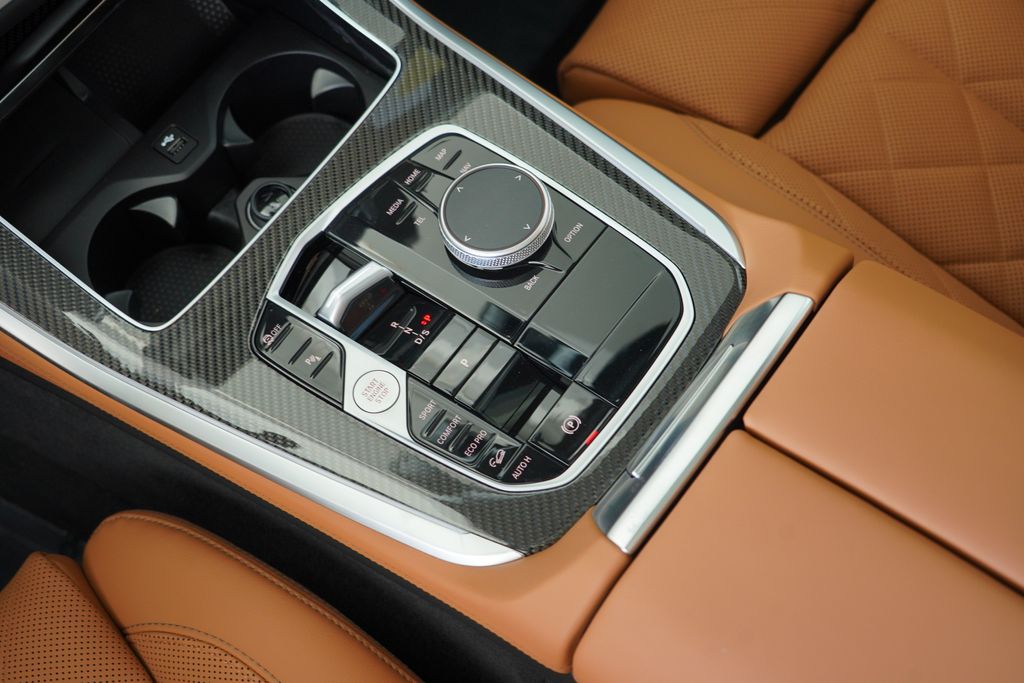 Thumbnail: 2026 BMW X5 - 18