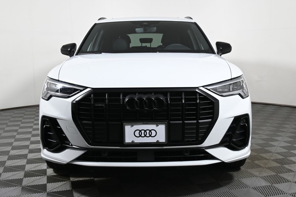 Thumbnail: 2025 Audi Q3 - 9