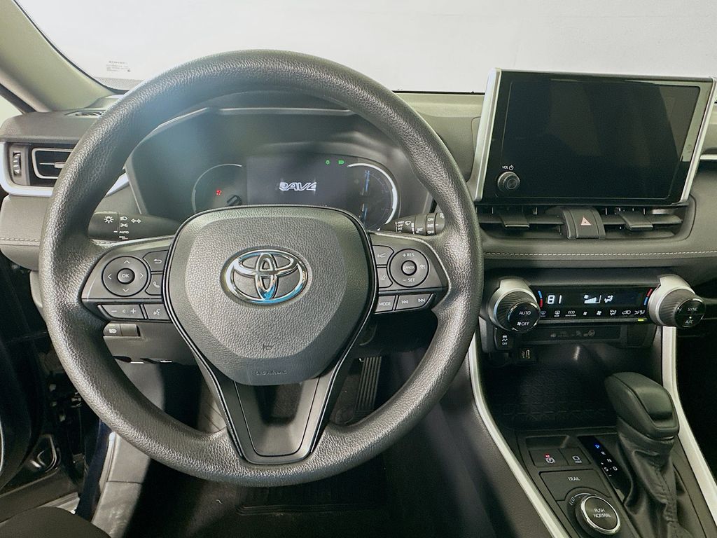 Thumbnail: 2024 Toyota RAV4 - 11