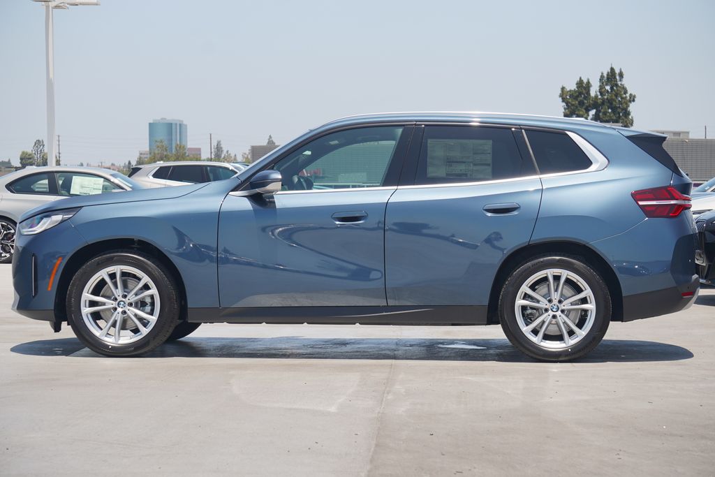 Thumbnail: 2025 BMW X3 - 4