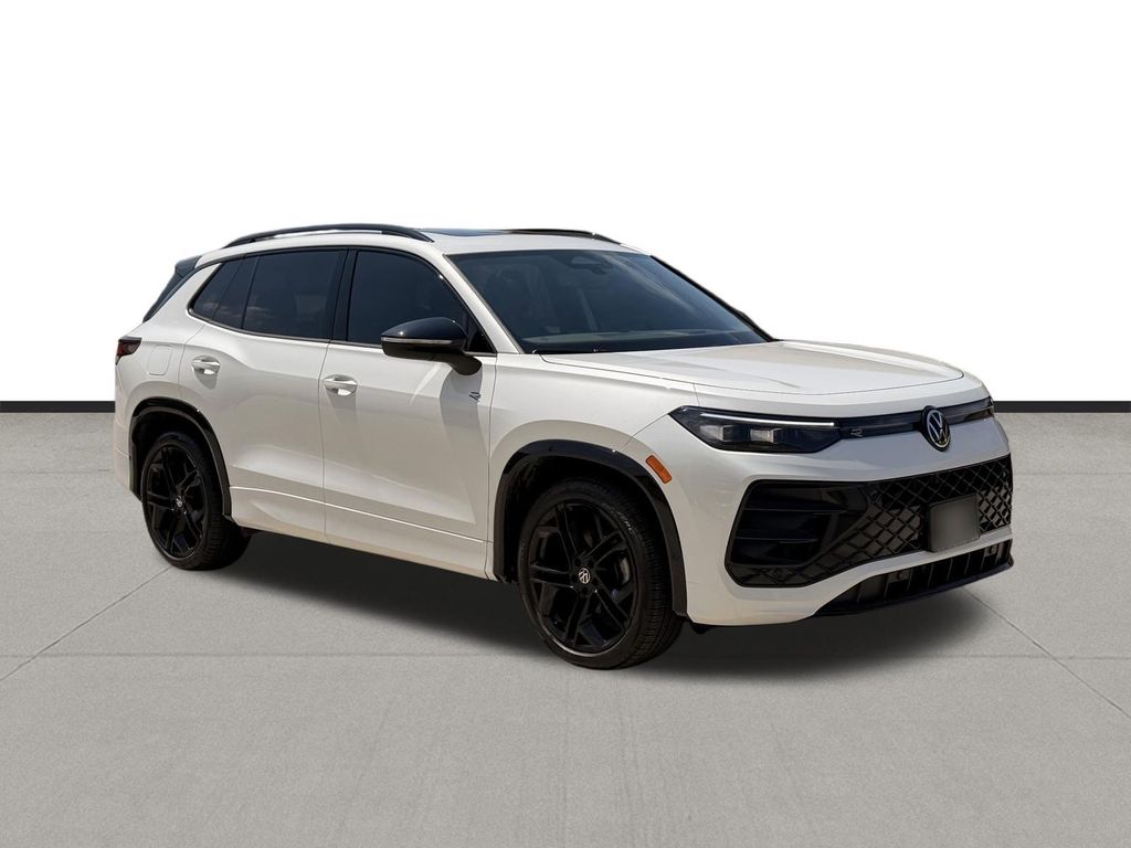 2025 Volkswagen Tiguan 2.0T SE R-Line Black - 2