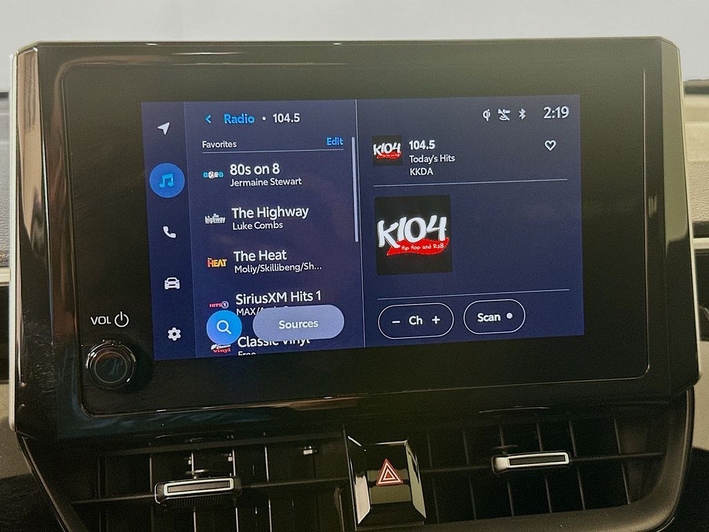 Thumbnail: 2025 Toyota Corolla Cross - 15