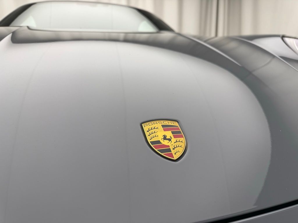 Thumbnail: 2023 Porsche 911 - 29
