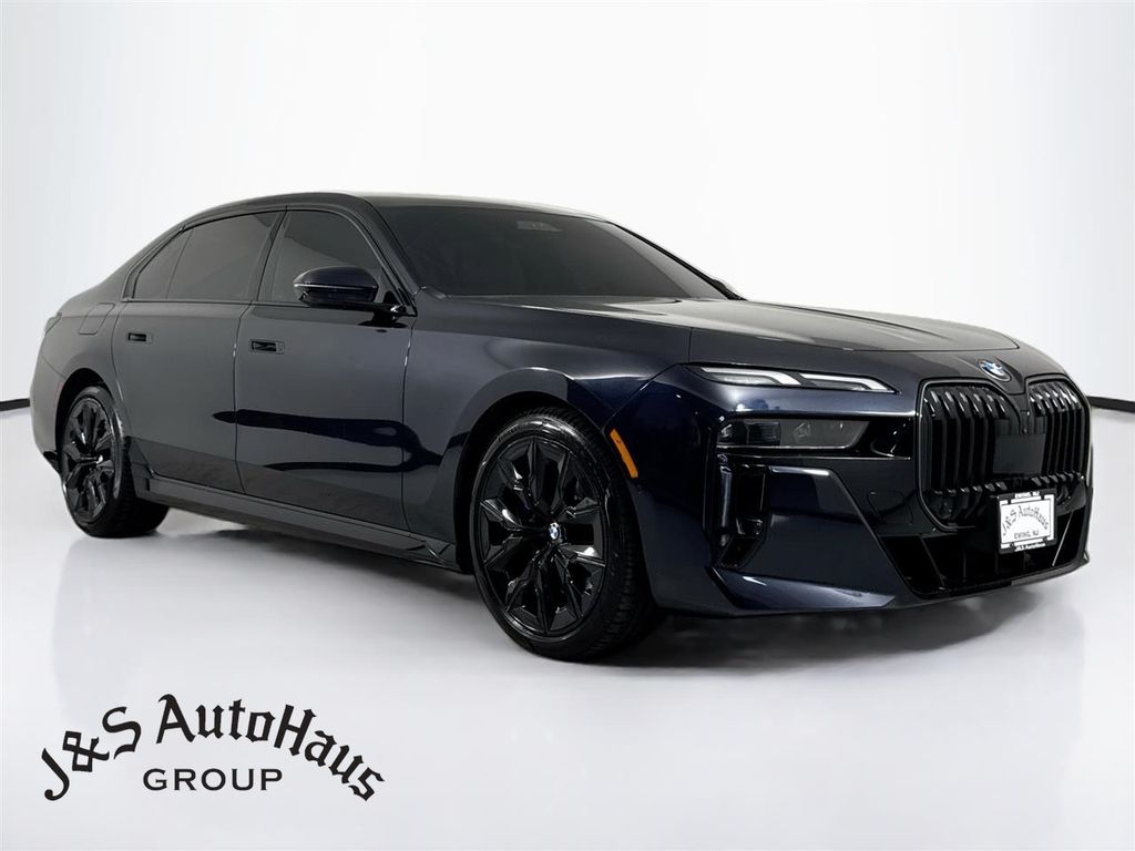 Carbon Black Metallic 2024 BMW 7 Series Sedan All-Wheel Drive 8-Speed Automatic