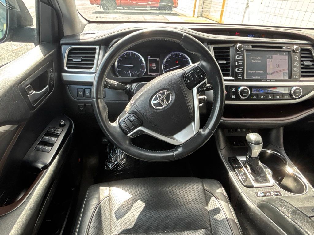 Used 2019 Toyota Highlander Limited with VIN 5TDYZRFH2KS307714 for sale in Brandon, MS