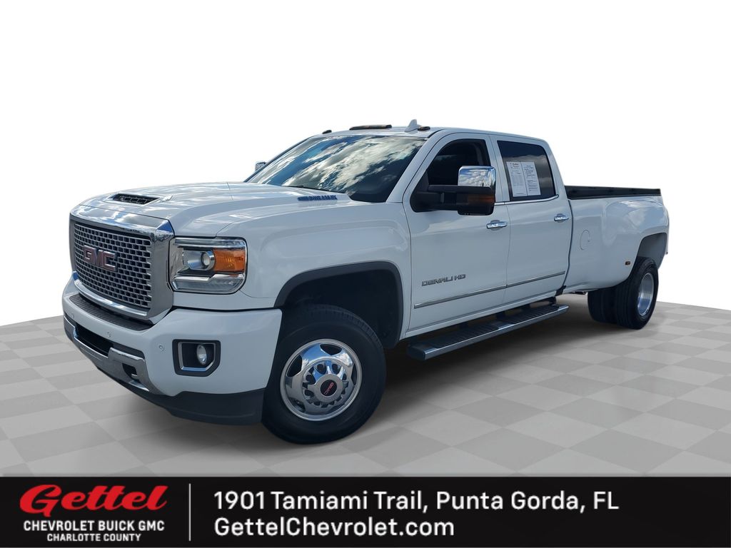 2017 GMC Sierra 3500HD Denali Crew Cab LB DRW 4WD
