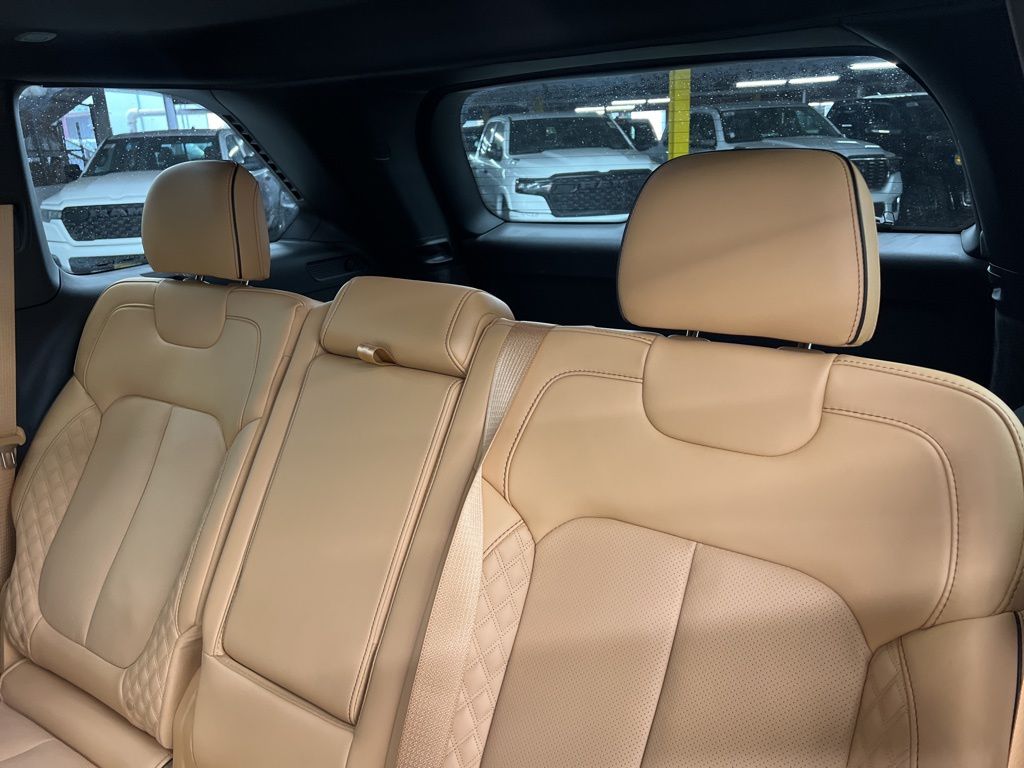 2024 Jeep Grand Cherokee Summit - 10