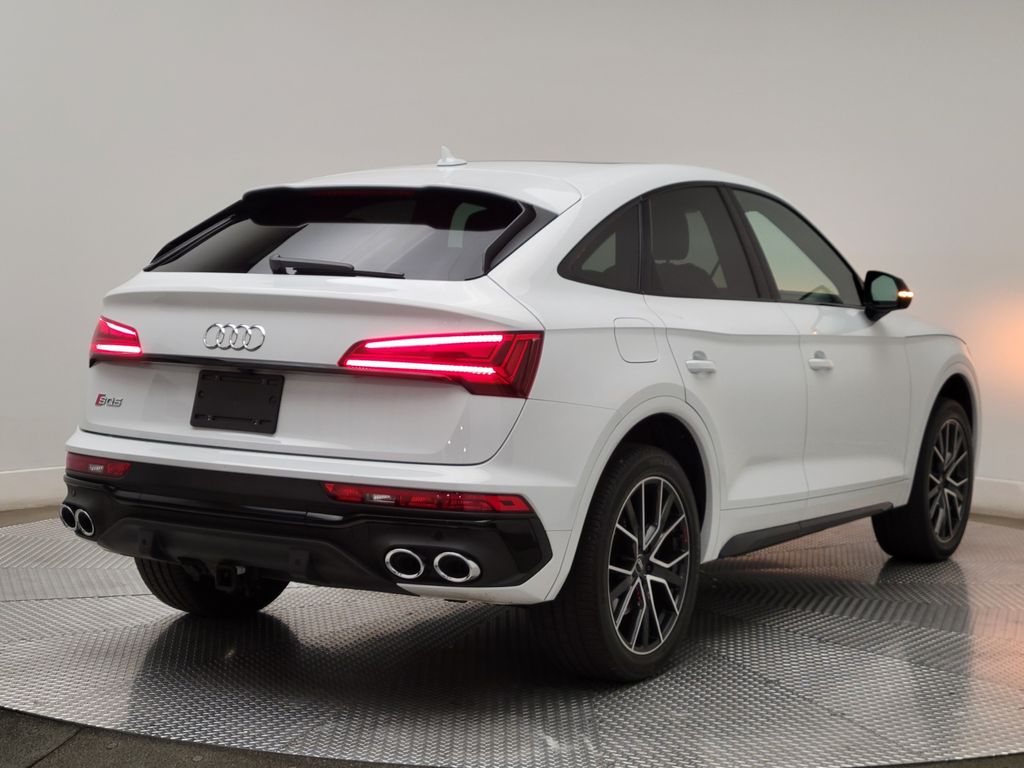 Thumbnail: 2023 Audi SQ5 - 5