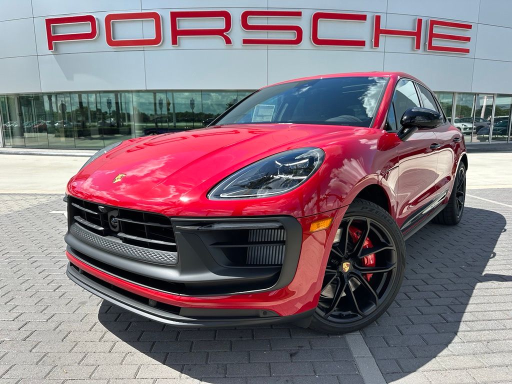 Thumbnail: 2026 Porsche Macan - 1